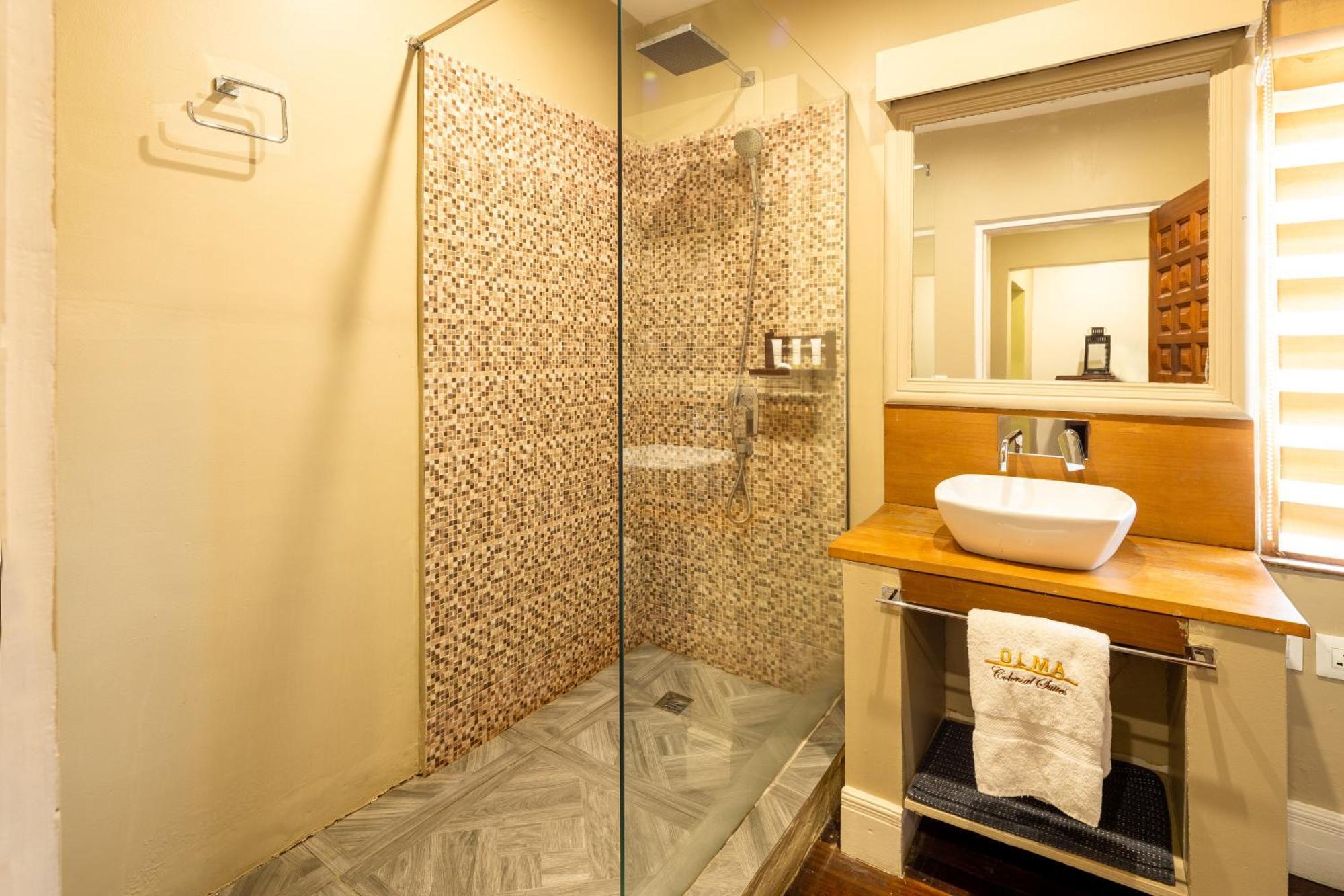 אקרה Olma Colonial Suites מראה חיצוני תמונה