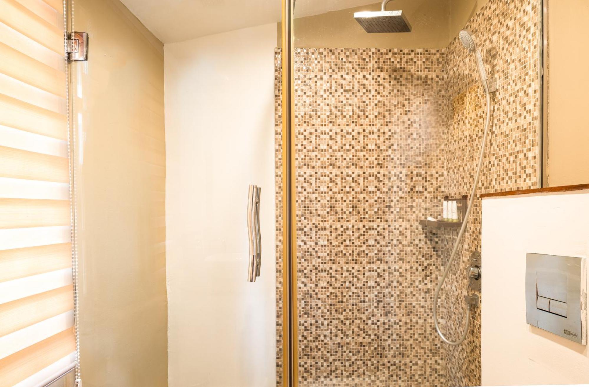 אקרה Olma Colonial Suites מראה חיצוני תמונה